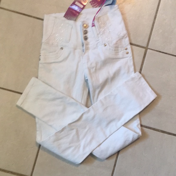 HW WHITE JEANS - Picture 2 of 14